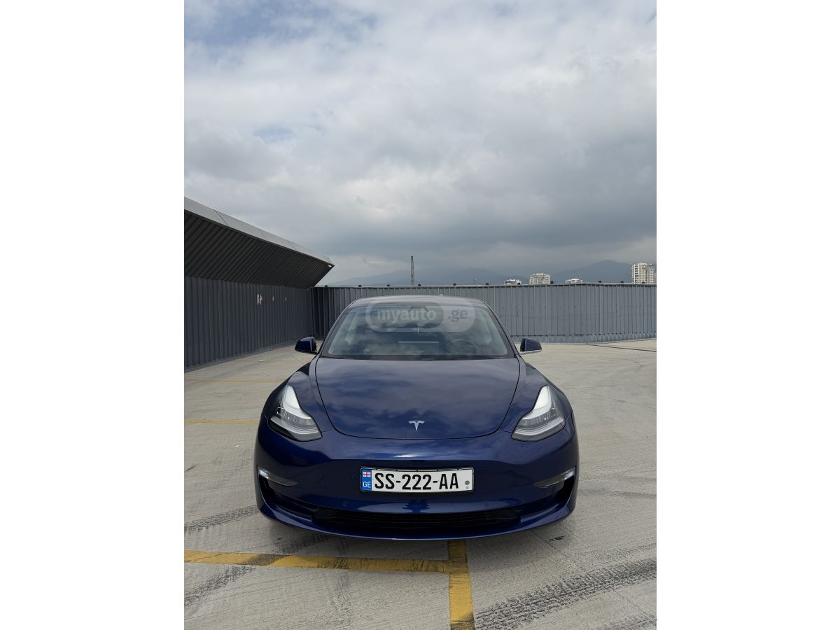 Tesla Model 3 - фото 7