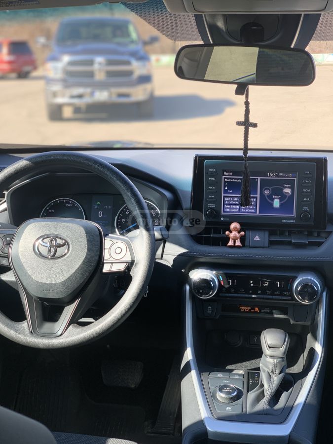 Toyota LE 4dr All-Wheel Drive CVT — миниатюра 12