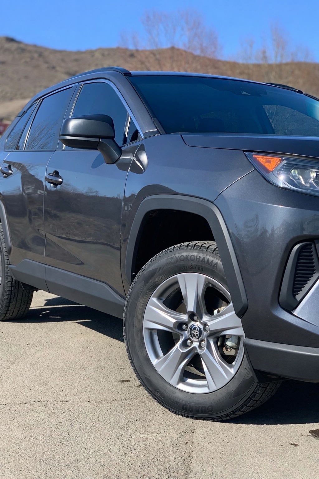 Toyota LE 4dr All-Wheel Drive CVT — миниатюра 2