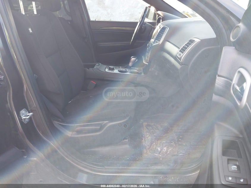 Jeep Grand Cherokee - фото 10