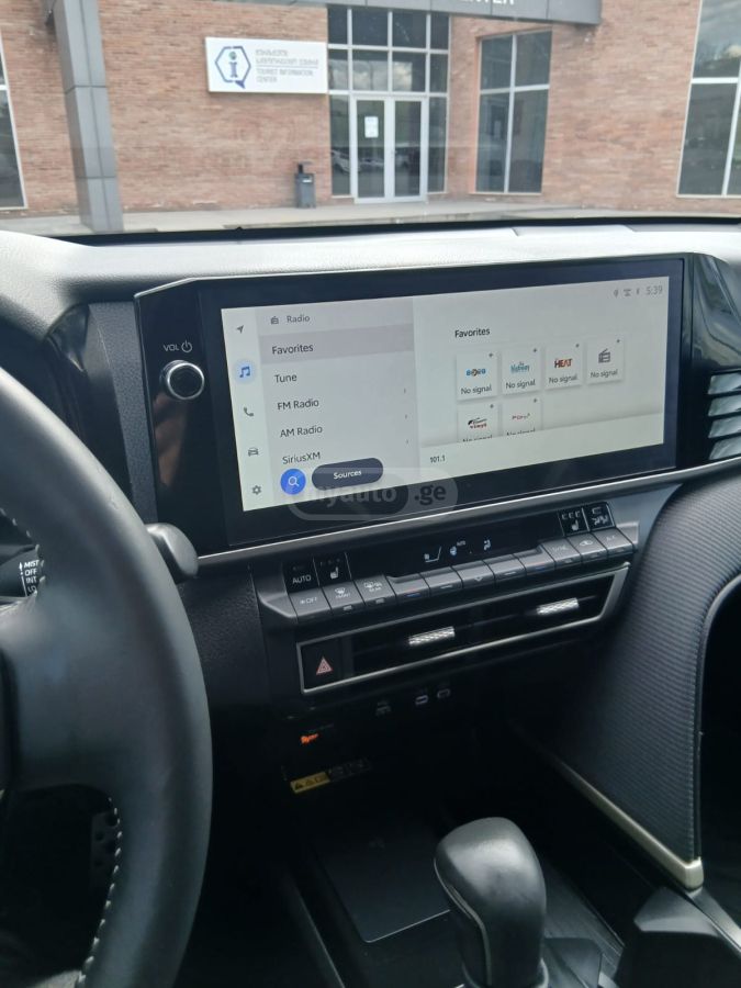 Toyota Camry - фото 8