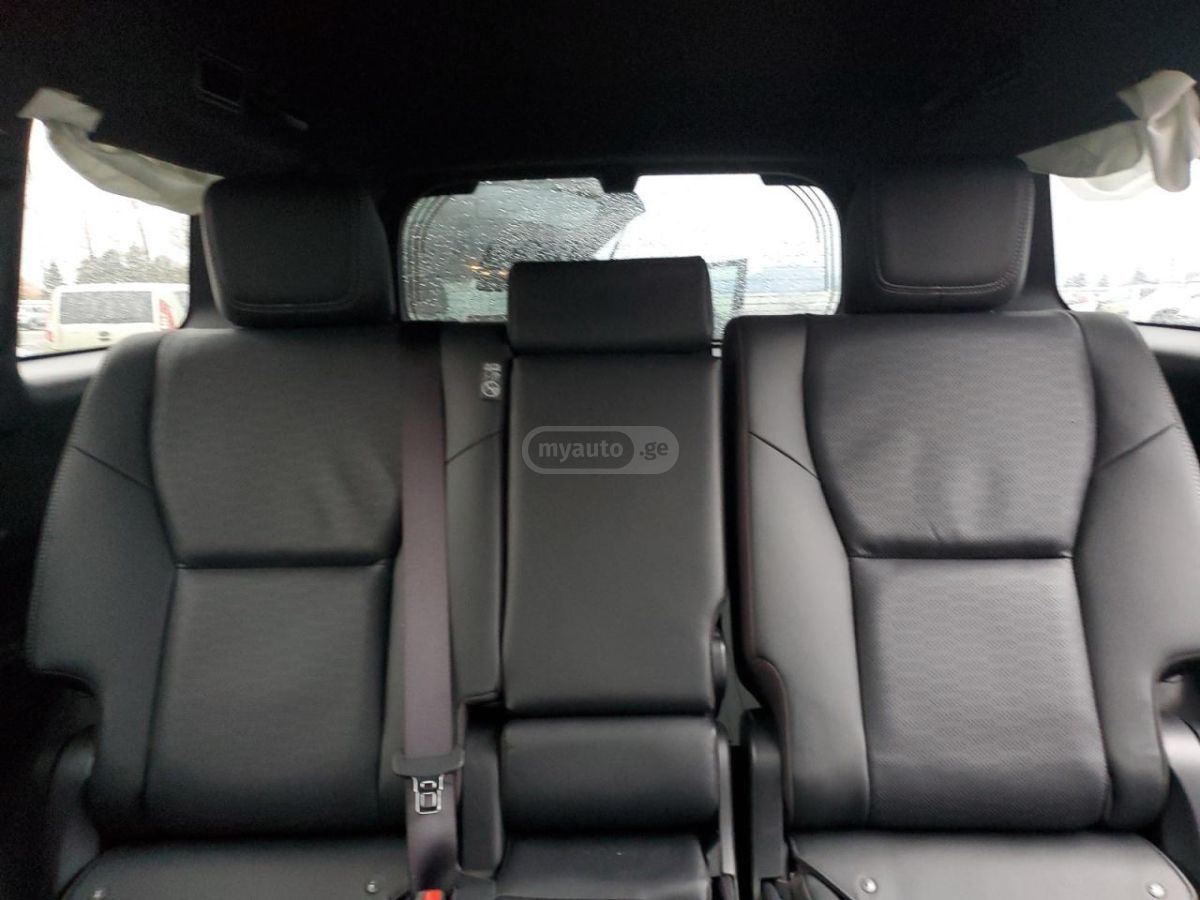 Toyota Land Cruiser Prado 2025 — миниатюра 10