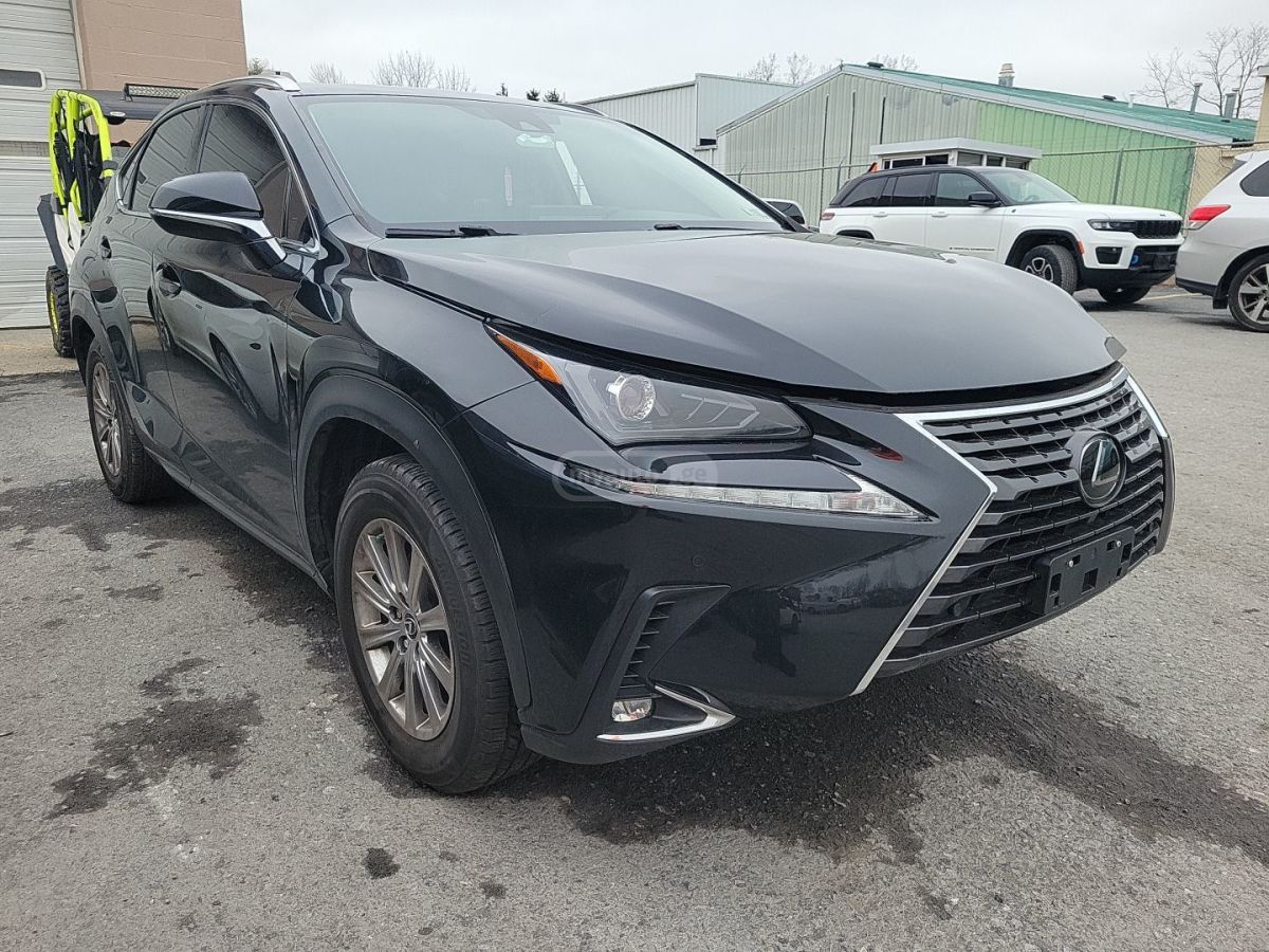 Lexus NX 300 - фото 2