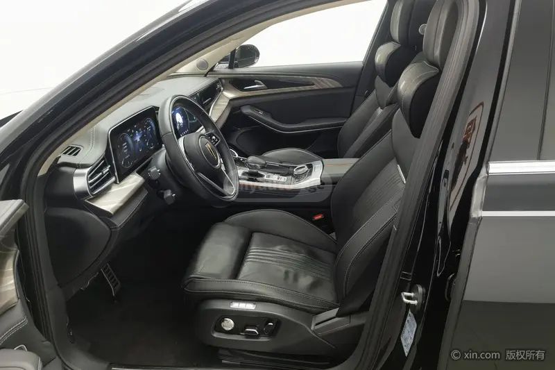 Hongqi H9 - фото 12