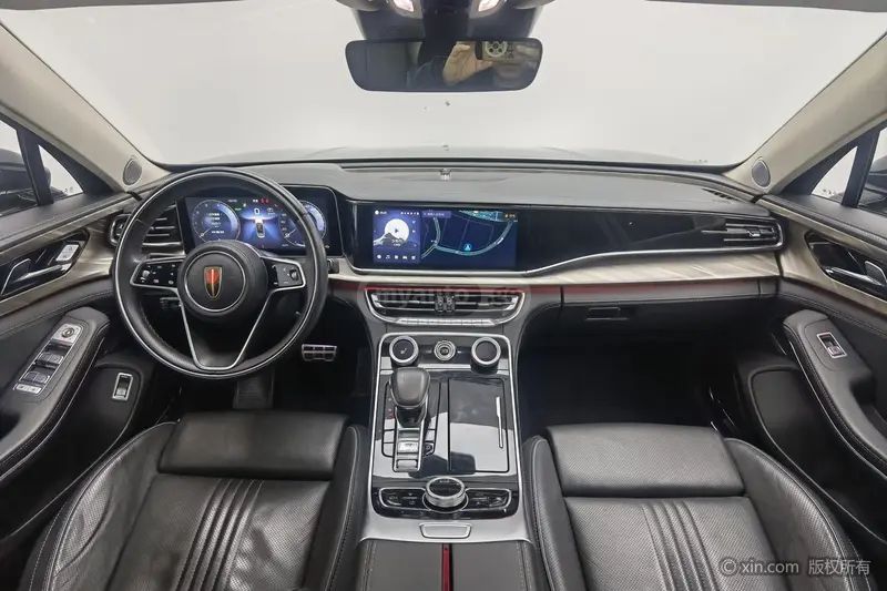 Hongqi H9 - фото 8