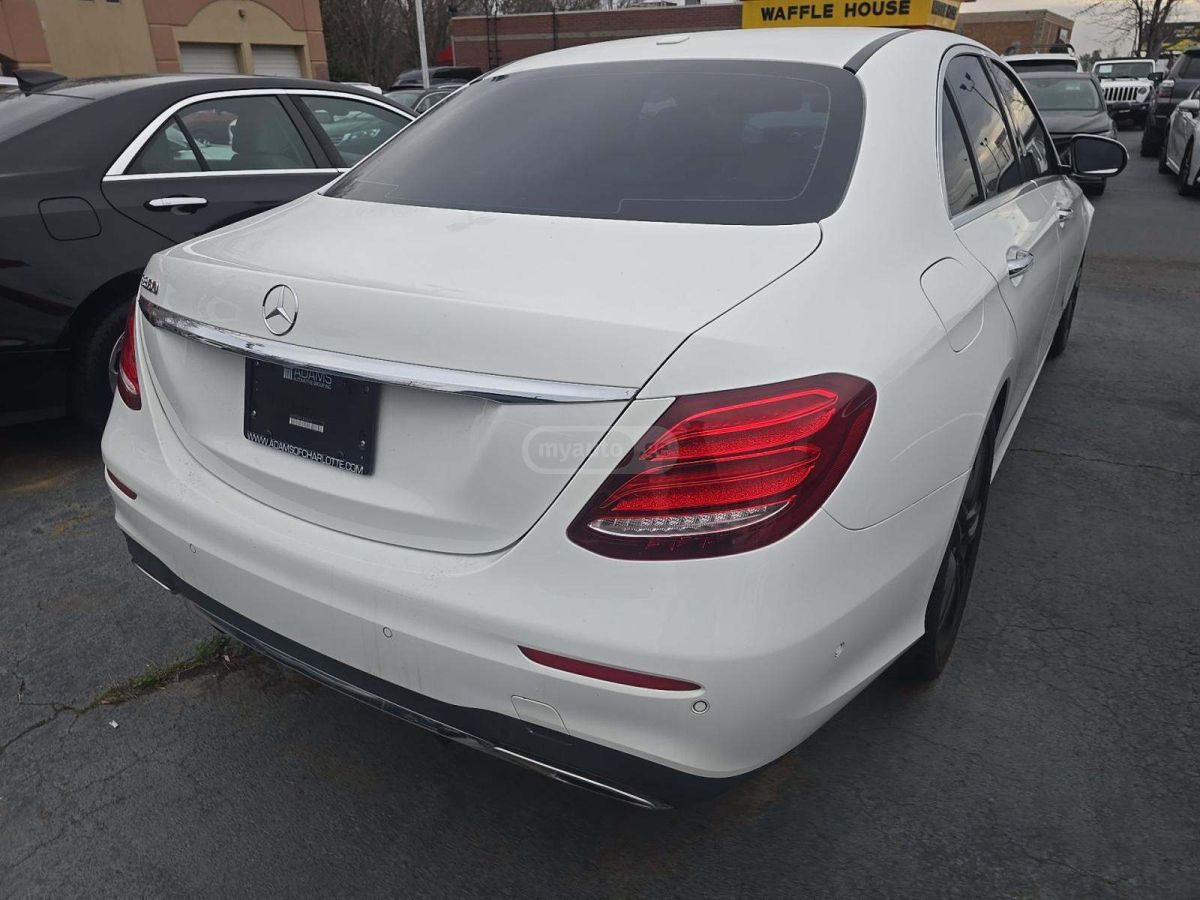 Mercedes-Benz E 350 - фото 4