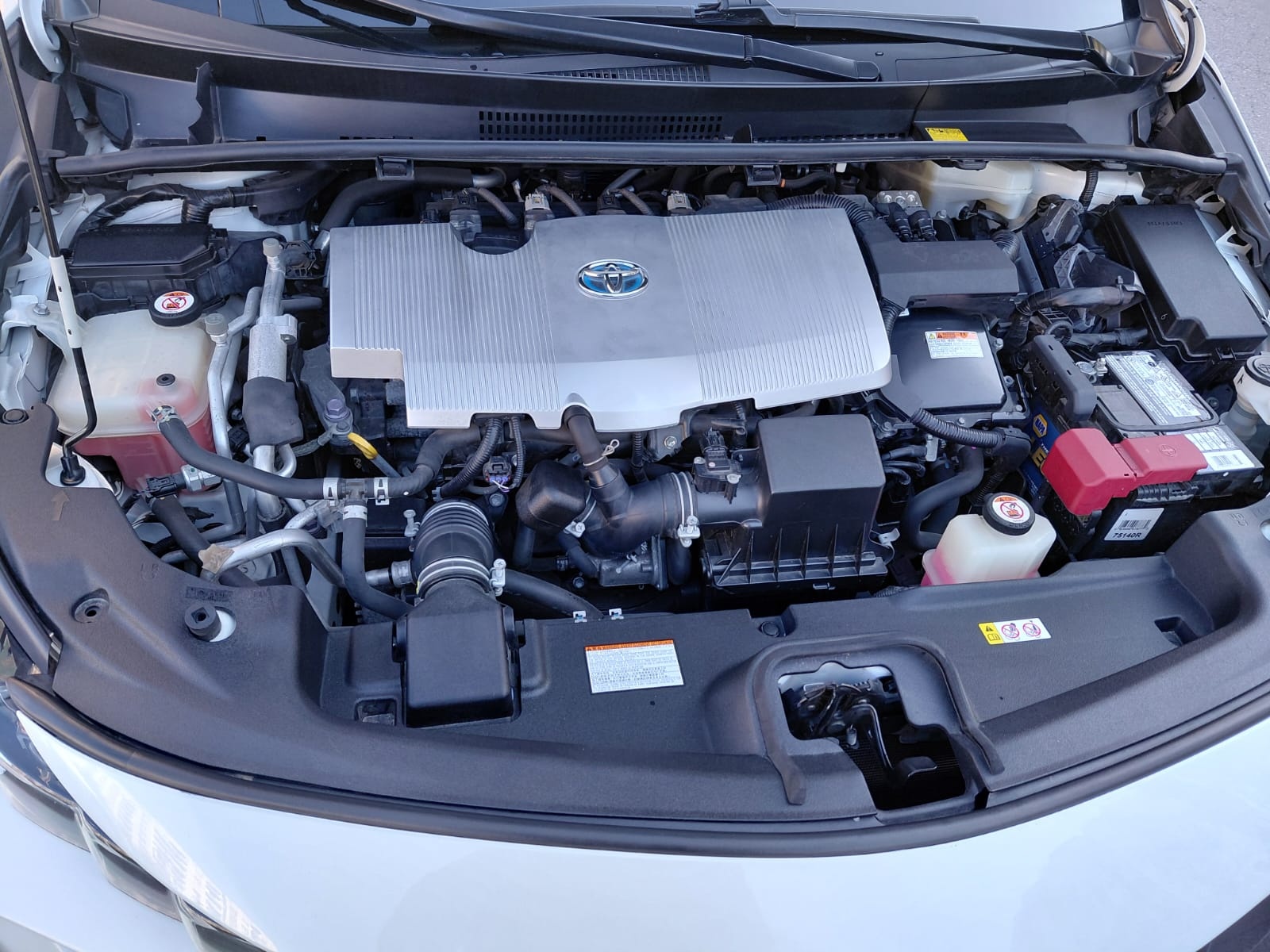 Toyota Prius Prime - фото 3