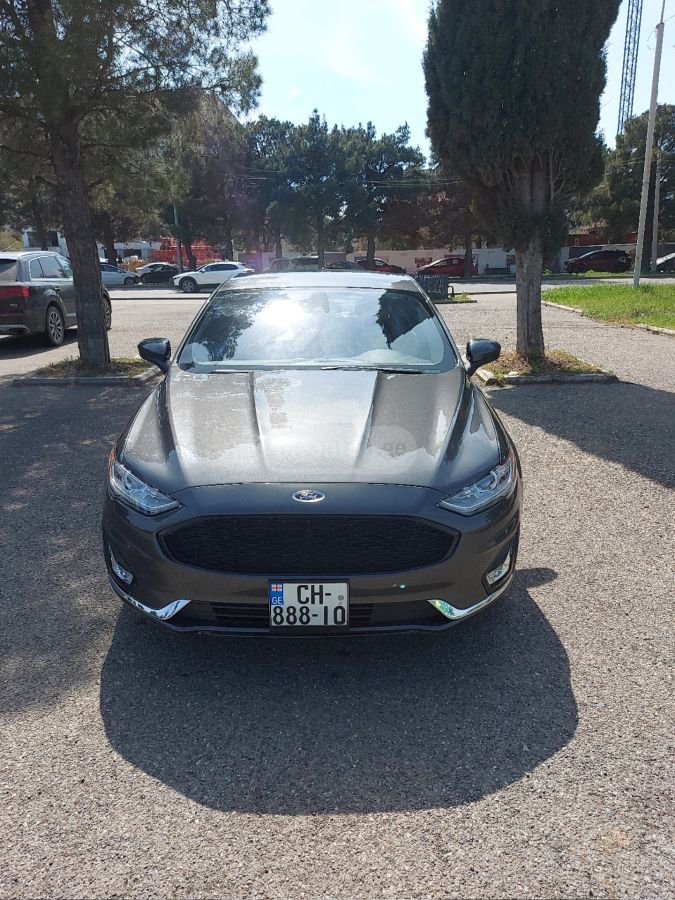 Ford Fusion - фото 4