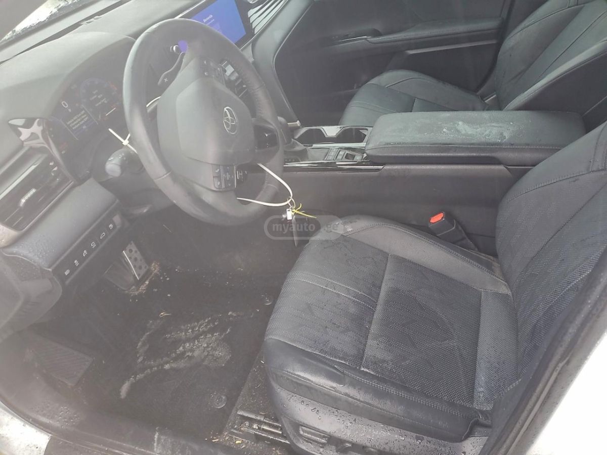 Toyota xse — миниатюра 8