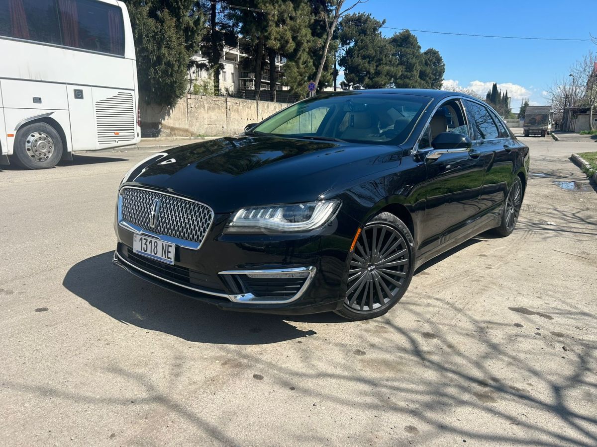 Lincoln MKZ - фото 1