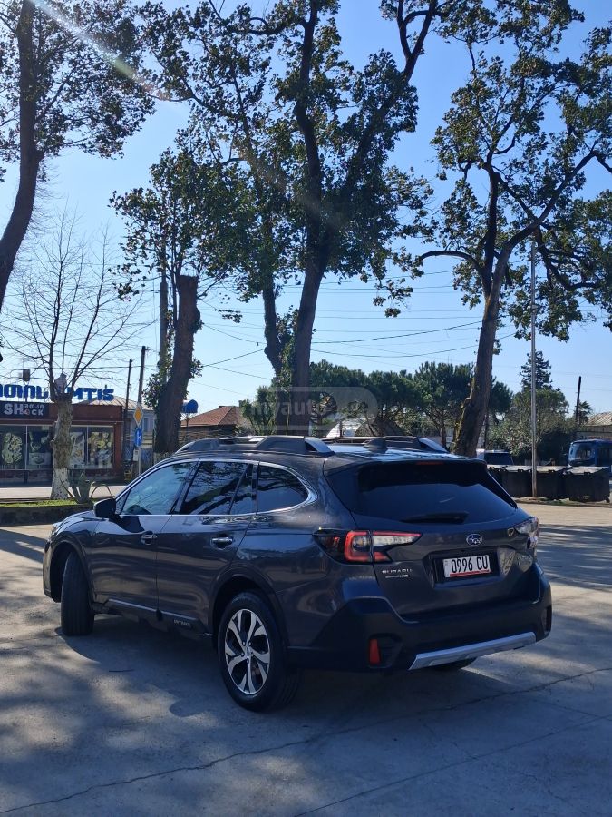 Subaru Outback - фото 1