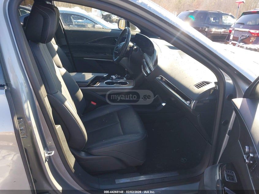 Cadillac CT5 2024 — миниатюра 5