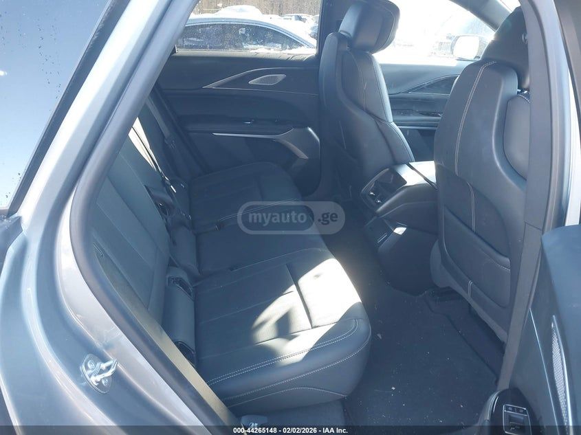 Cadillac CT5 2024 — миниатюра 8