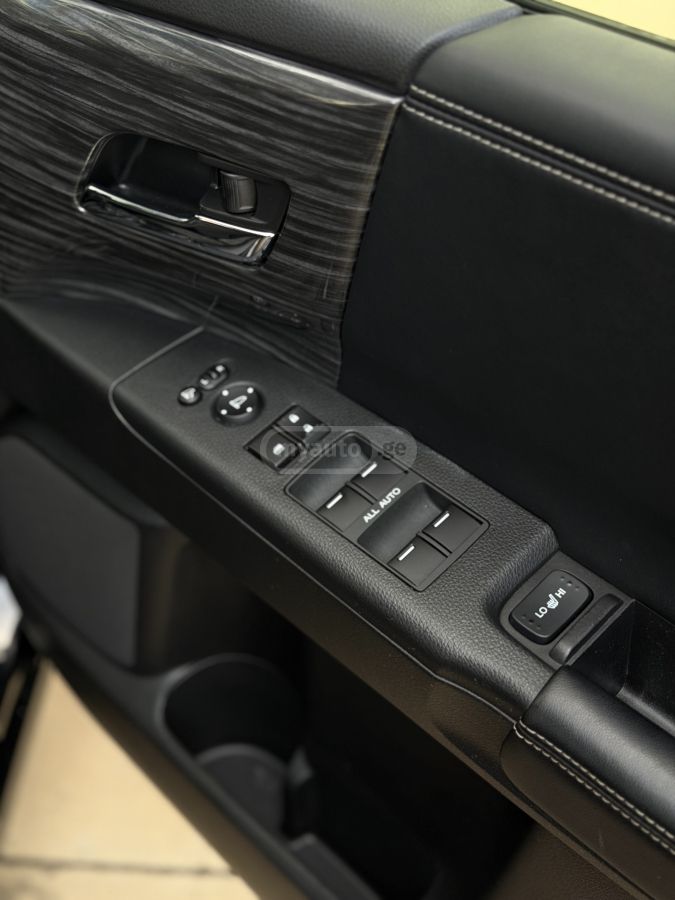 Honda Odyssey - фото 12