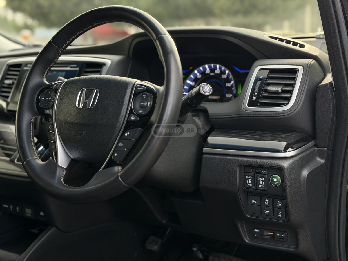 Honda Odyssey - фото 3