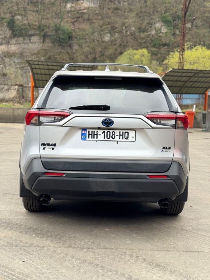 Toyota RAV 4 - фото 6