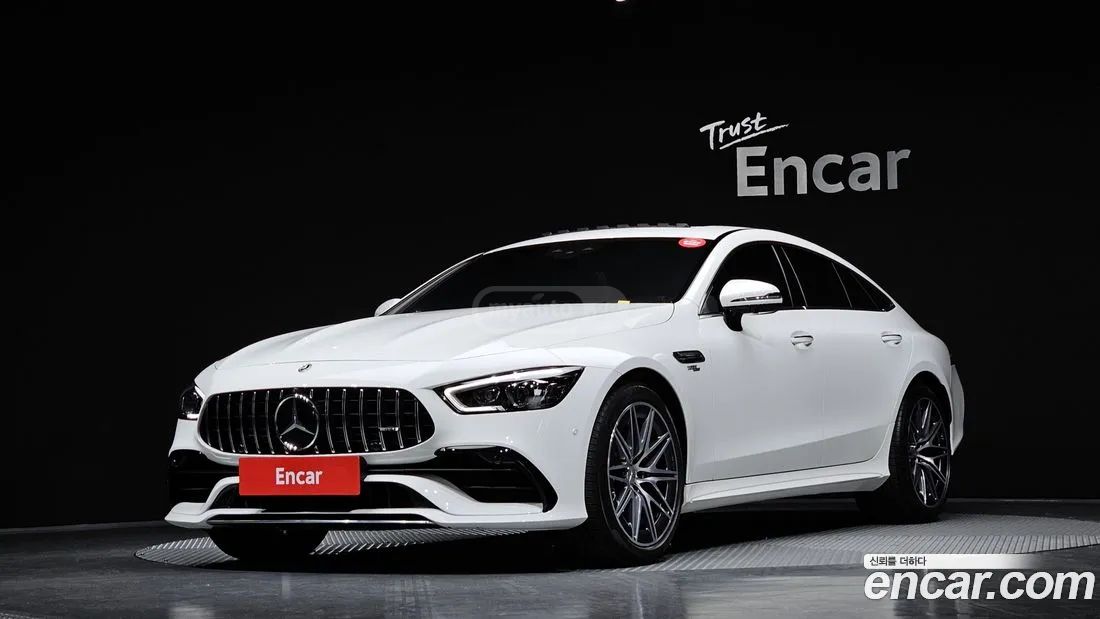 Mercedes-Benz AMG GT 53 - фото 1