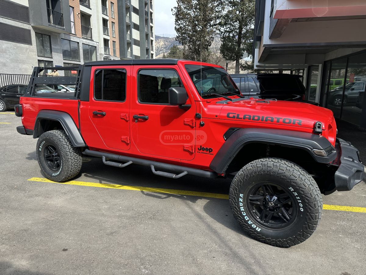 Jeep Rubicon 4dr 4x4 Crew Cab 5 ft. — миниатюра 14