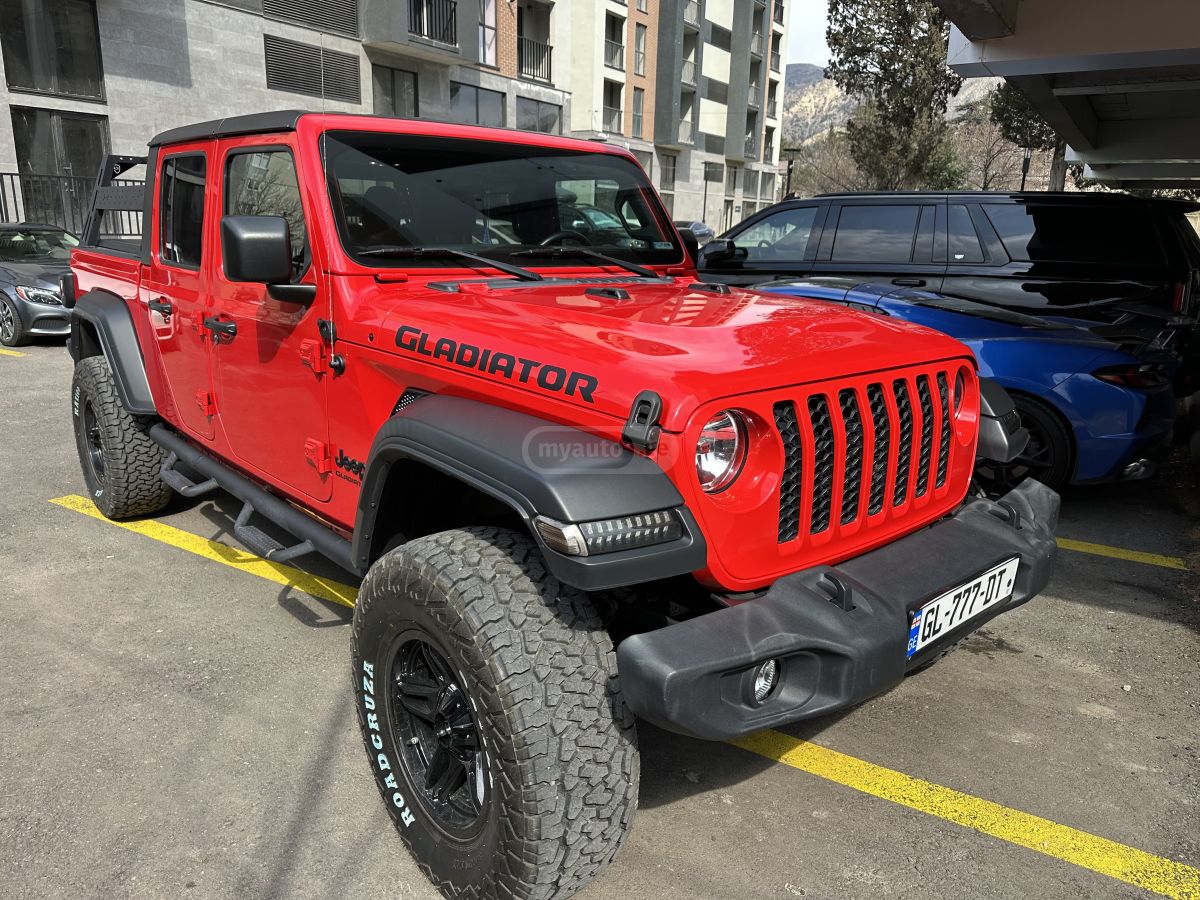 Jeep Rubicon 4dr 4x4 Crew Cab 5 ft. — миниатюра 4