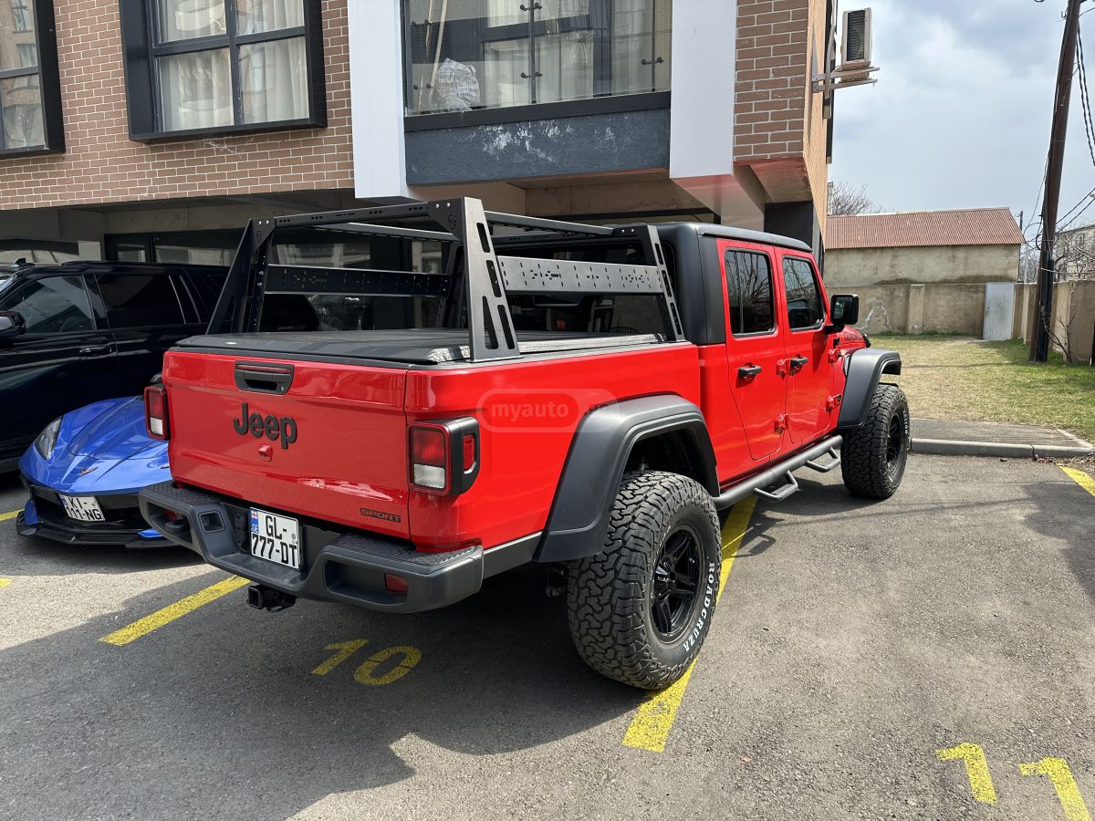 Jeep Rubicon 4dr 4x4 Crew Cab 5 ft. — миниатюра 7