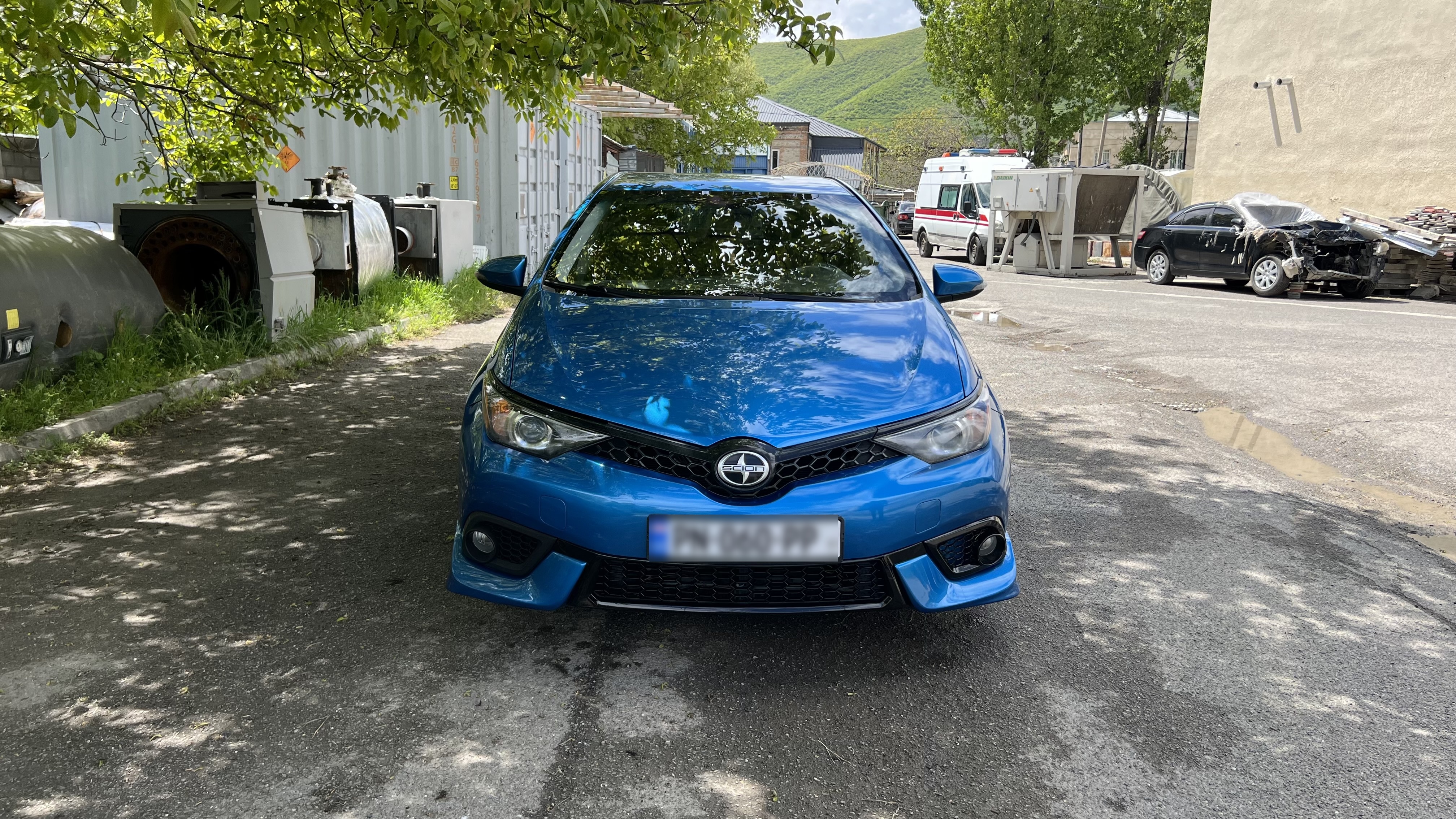 Scion iM - фото 5