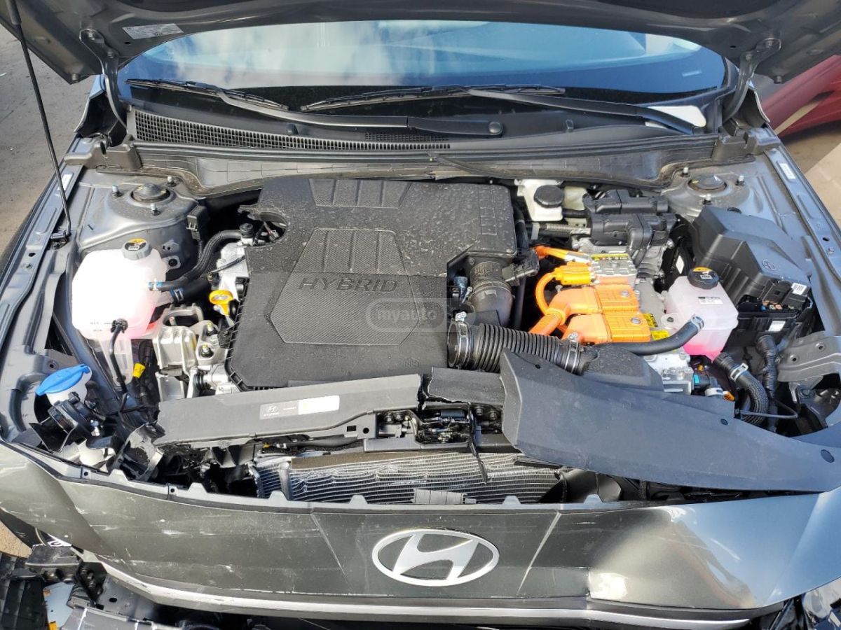 Hyundai Elantra 2025 — миниатюра 11