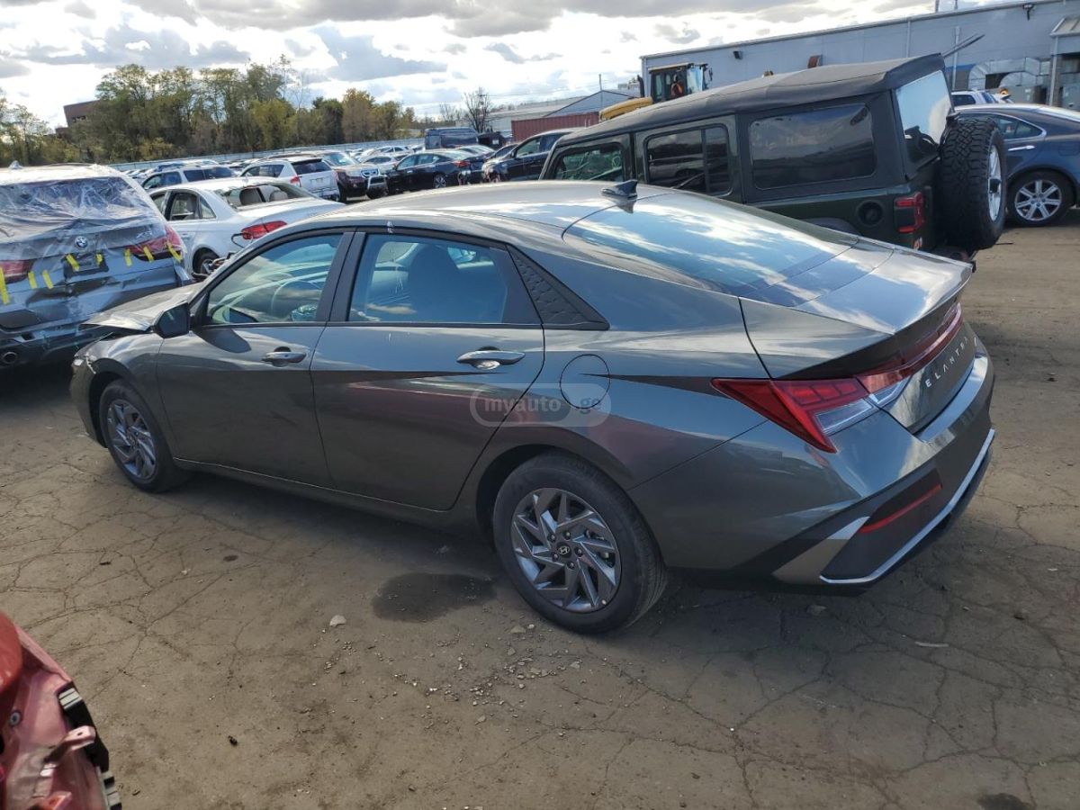 Hyundai Elantra 2025 — миниатюра 2