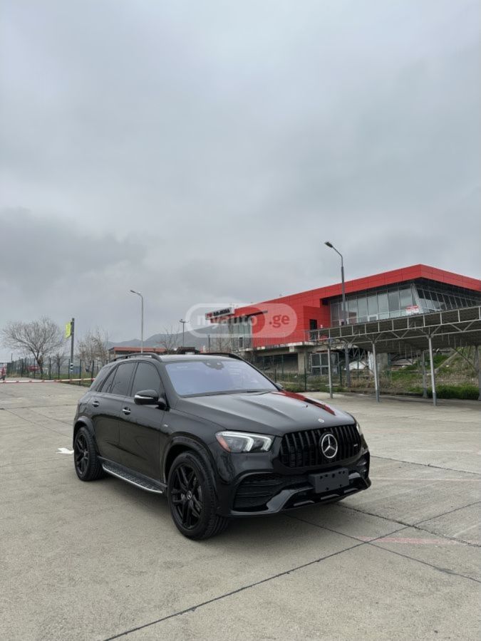 Mercedes-Benz GLE 53 - фото 15