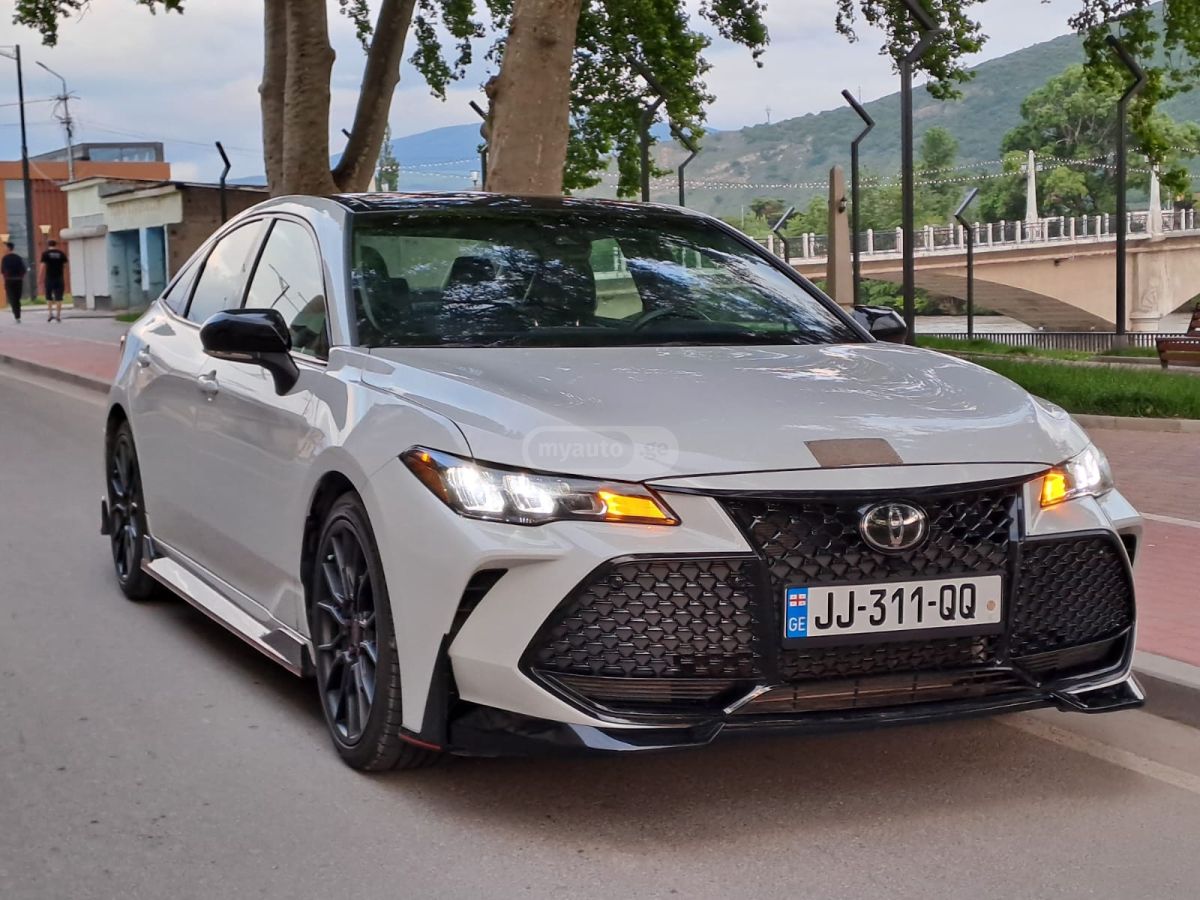 Toyota Avalon TRD 4dr Front-Wheel Drive Seda 2021 — миниатюра 1