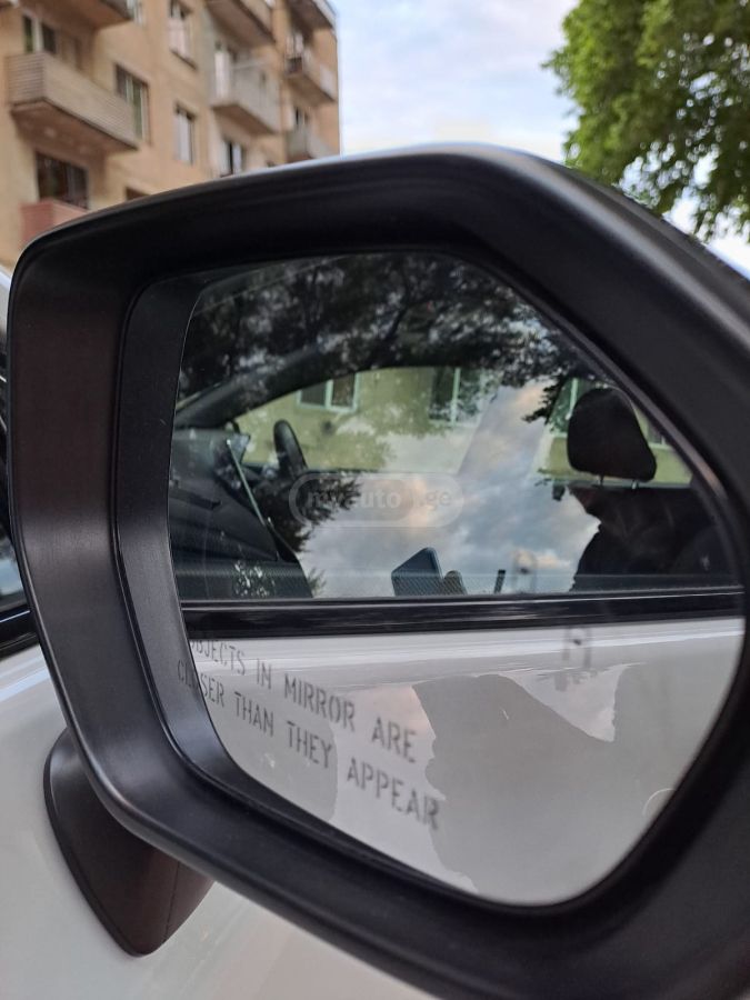 Toyota Avalon TRD 4dr Front-Wheel Drive Seda 2021 — миниатюра 11