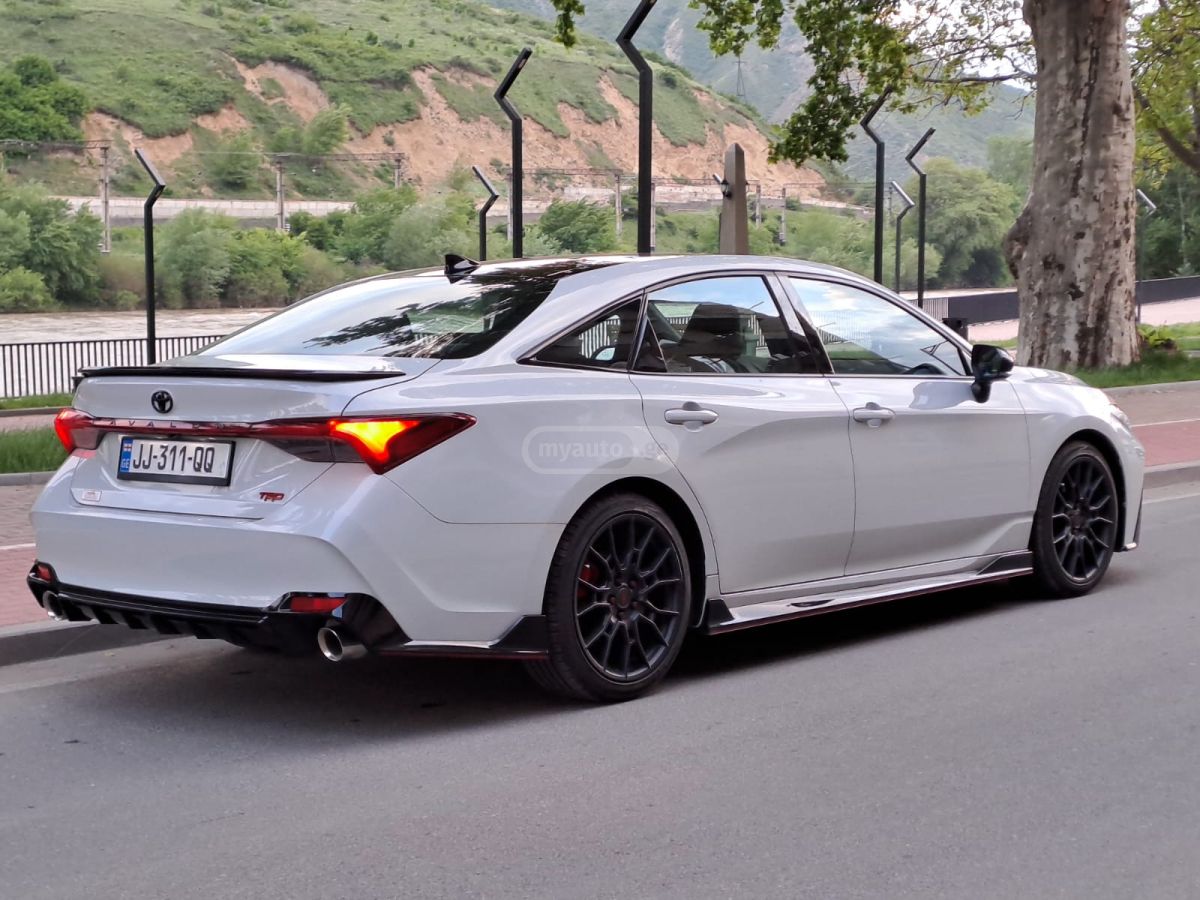 Toyota Avalon TRD 4dr Front-Wheel Drive Seda 2021 — миниатюра 4