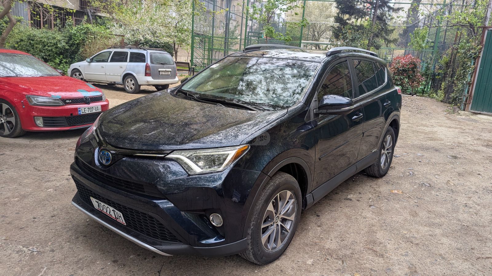 Toyota Rav 4 - фото 1