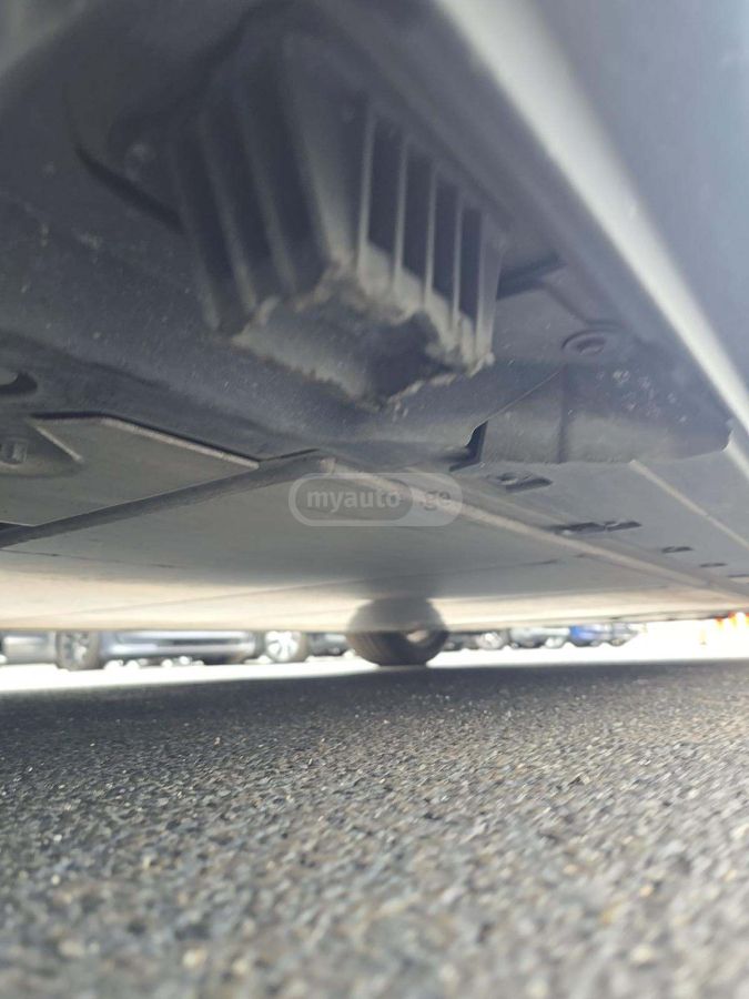 BMW i4 - фото 13