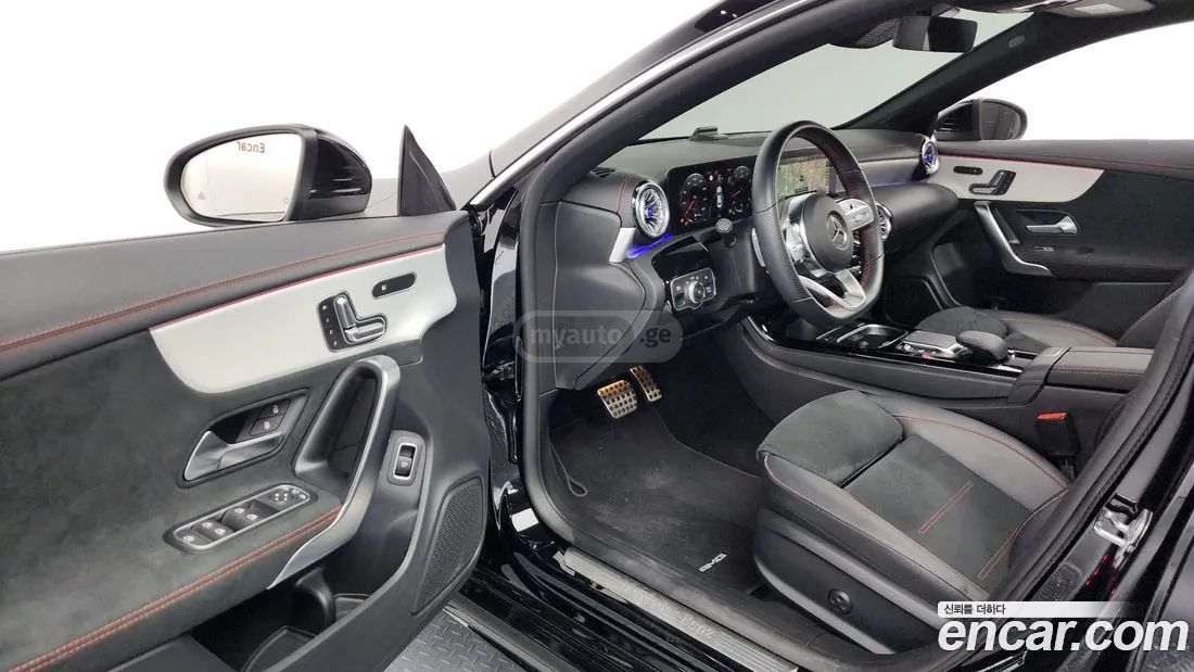 Mercedes-Benz CLA 45 AMG 2023 — миниатюра 10