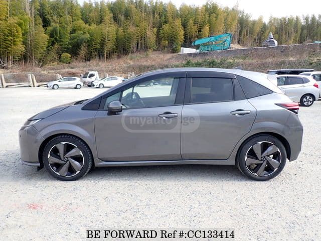 Nissan Ariya - фото 8