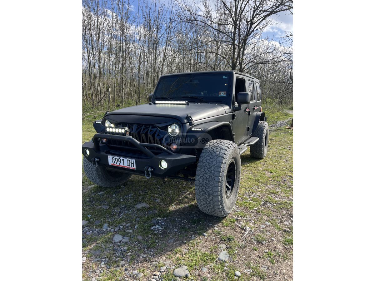Jeep Wrangler - фото 1