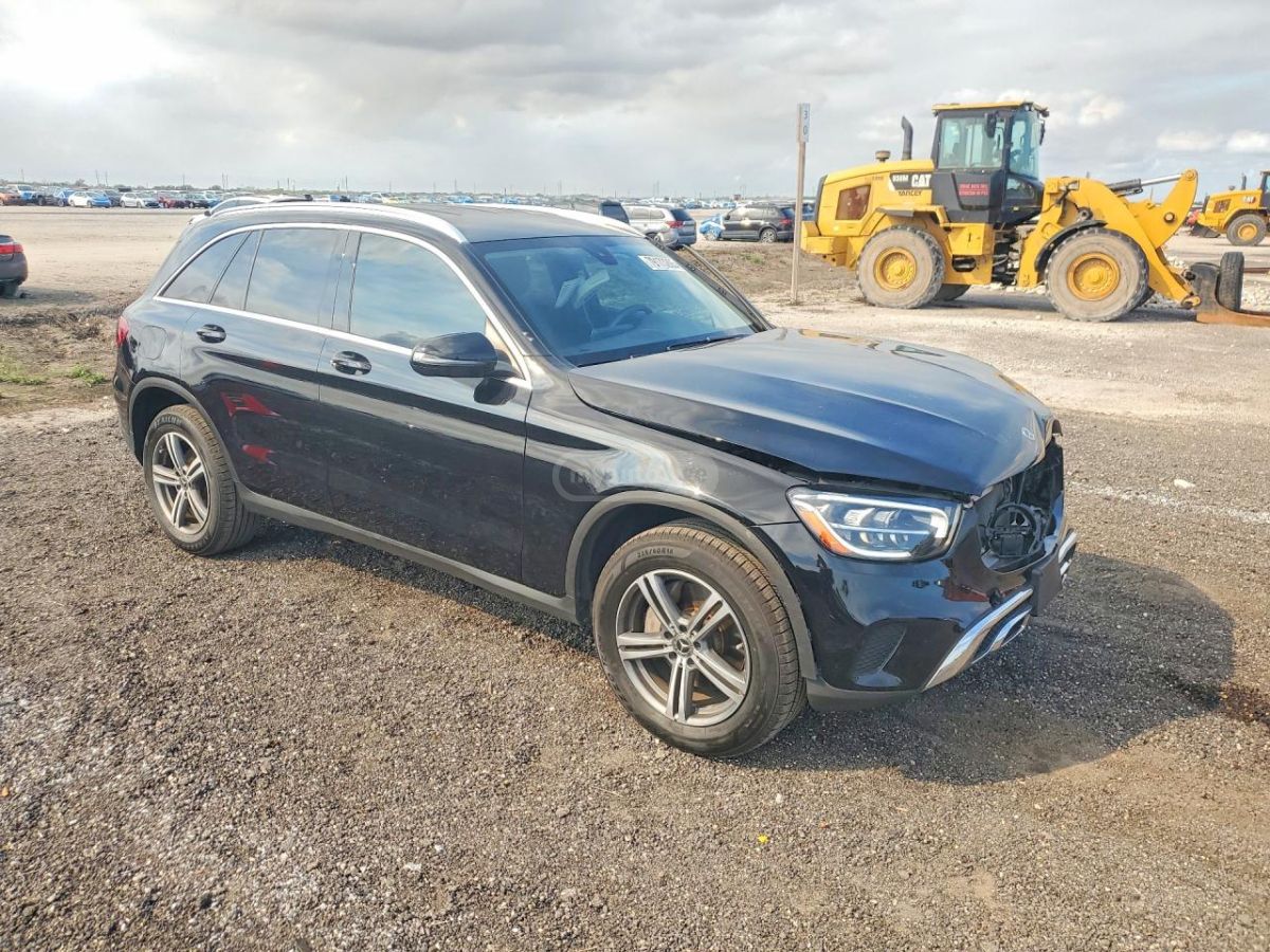 Mercedes-Benz GLC 300 - фото 4