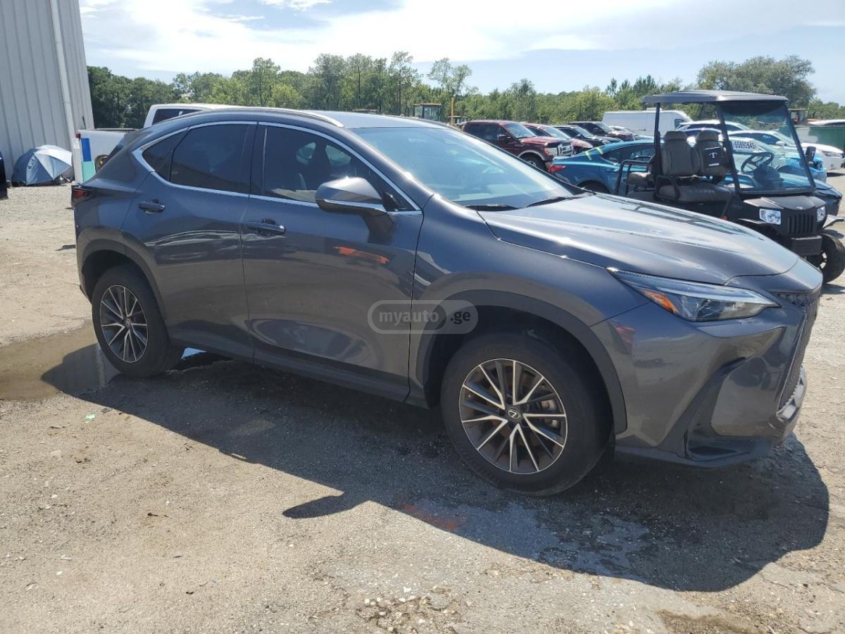 Lexus Base 4dr Front-Wheel Drive Aut — миниатюра 4