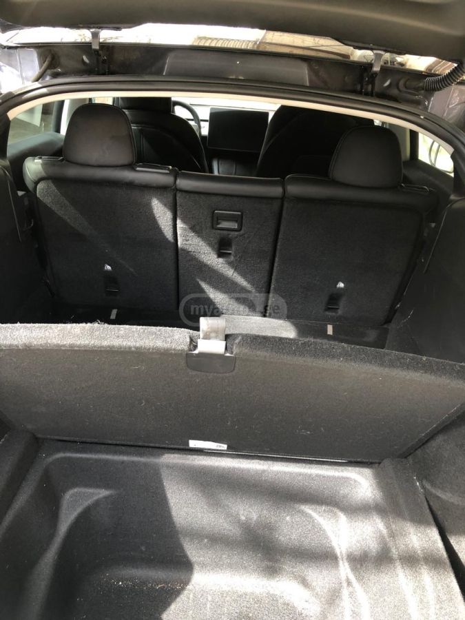 Tesla Model Y - фото 5