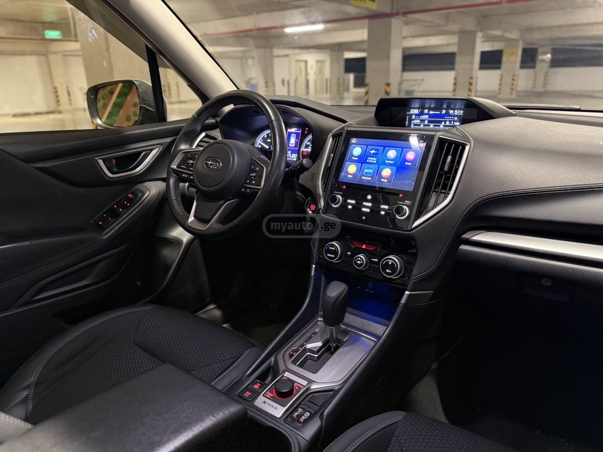 Subaru Limited 4dr All-Wheel Drive CV — миниатюра 11