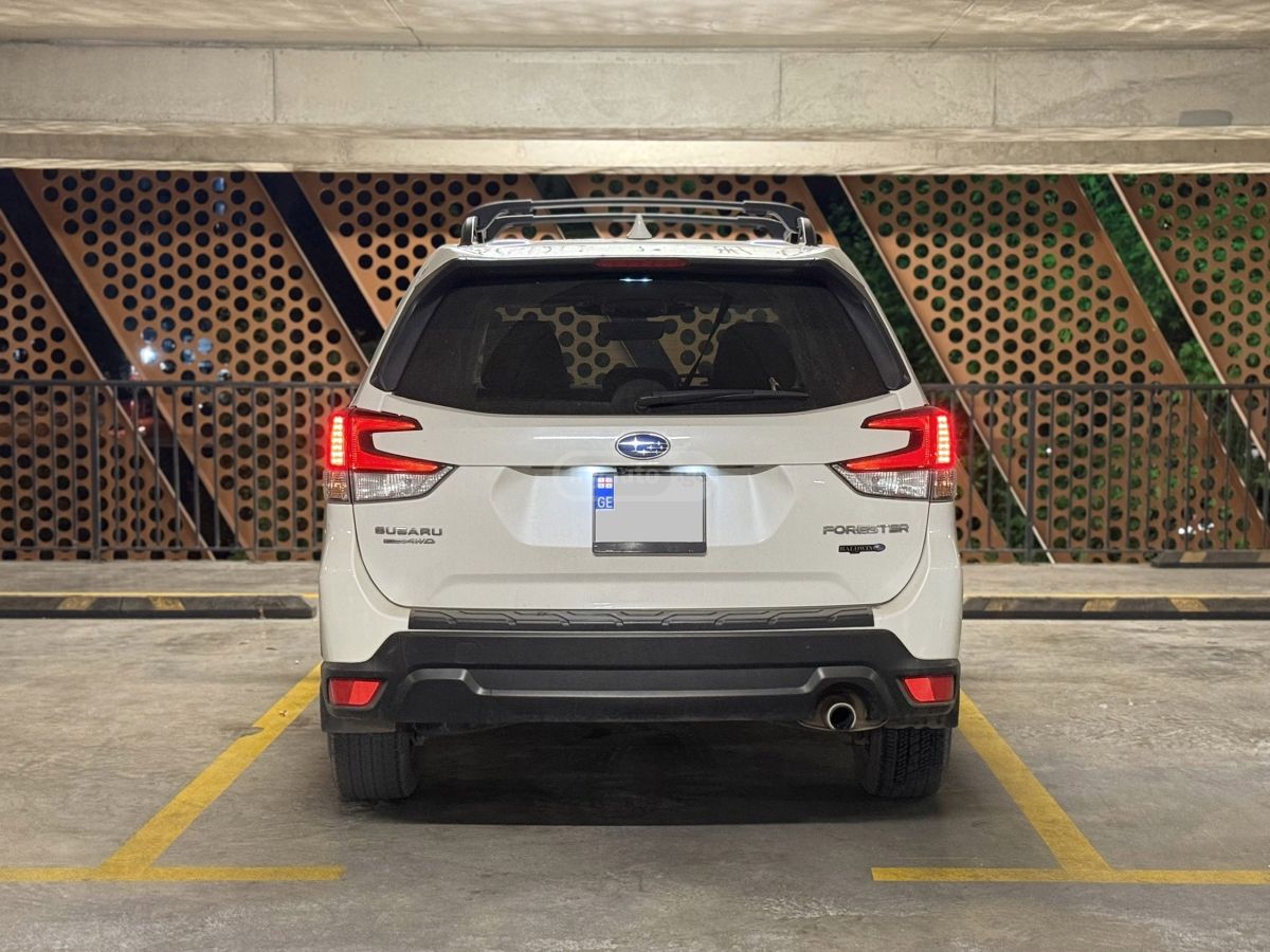 Subaru Limited 4dr All-Wheel Drive CV — миниатюра 4