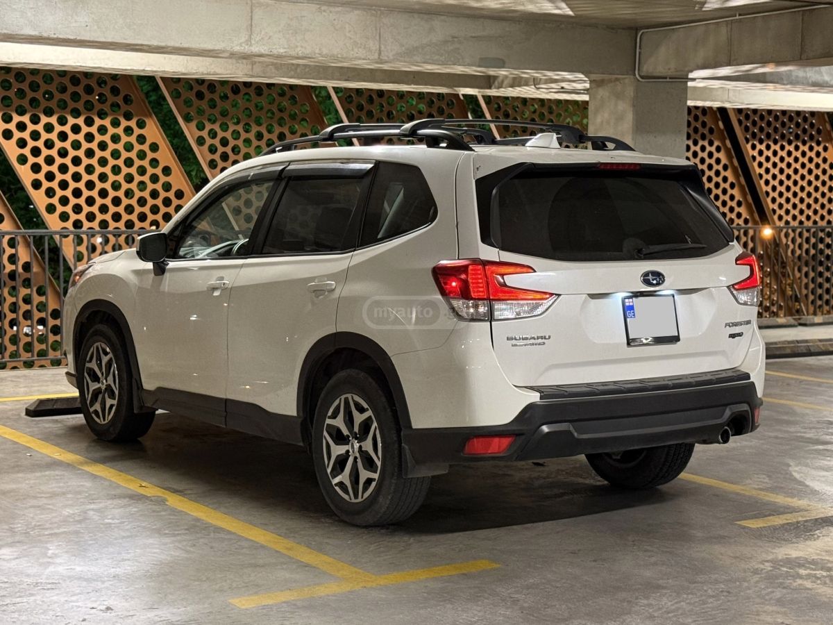 Subaru Limited 4dr All-Wheel Drive CV — миниатюра 6