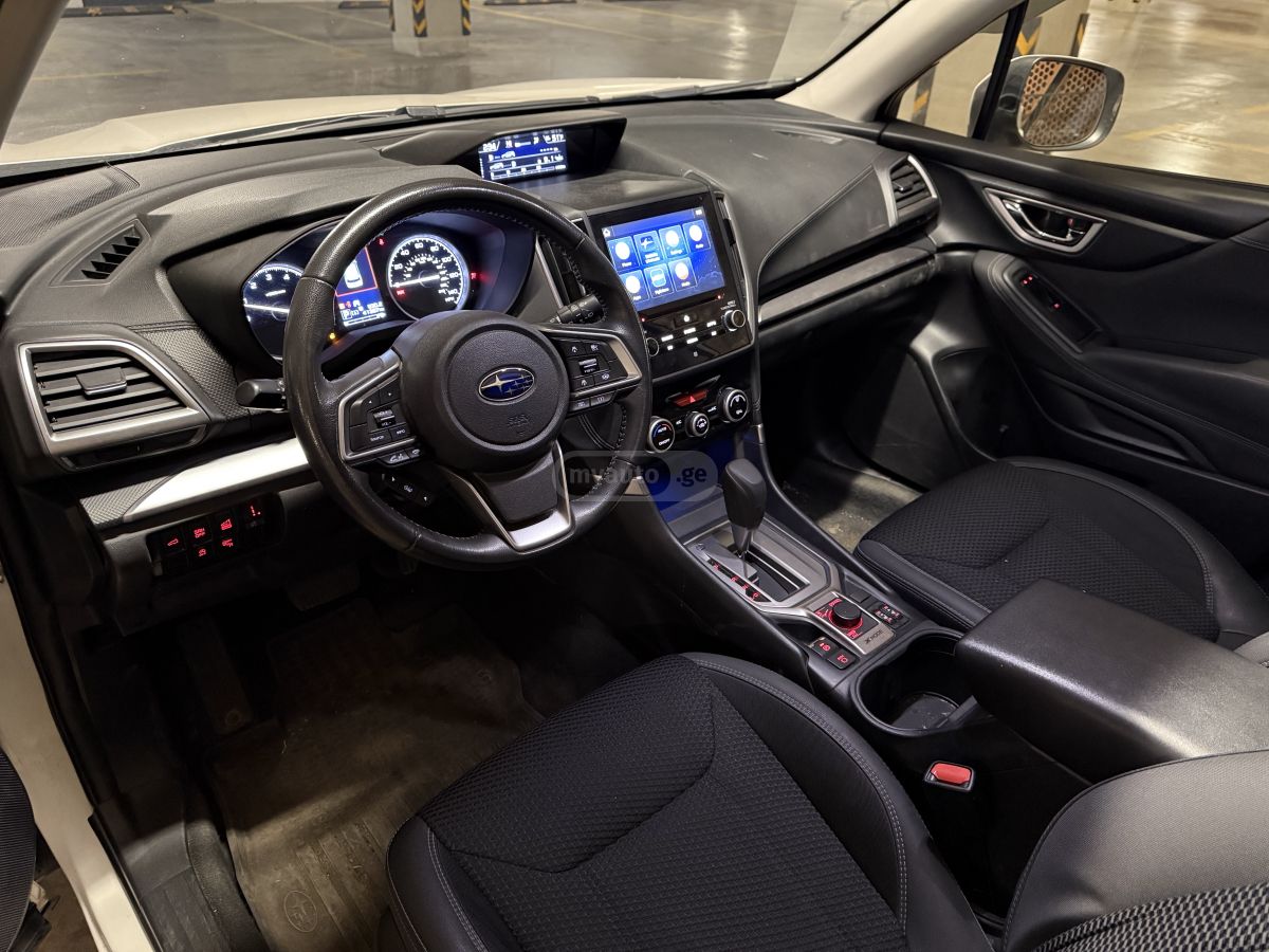 Subaru Limited 4dr All-Wheel Drive CV — миниатюра 9