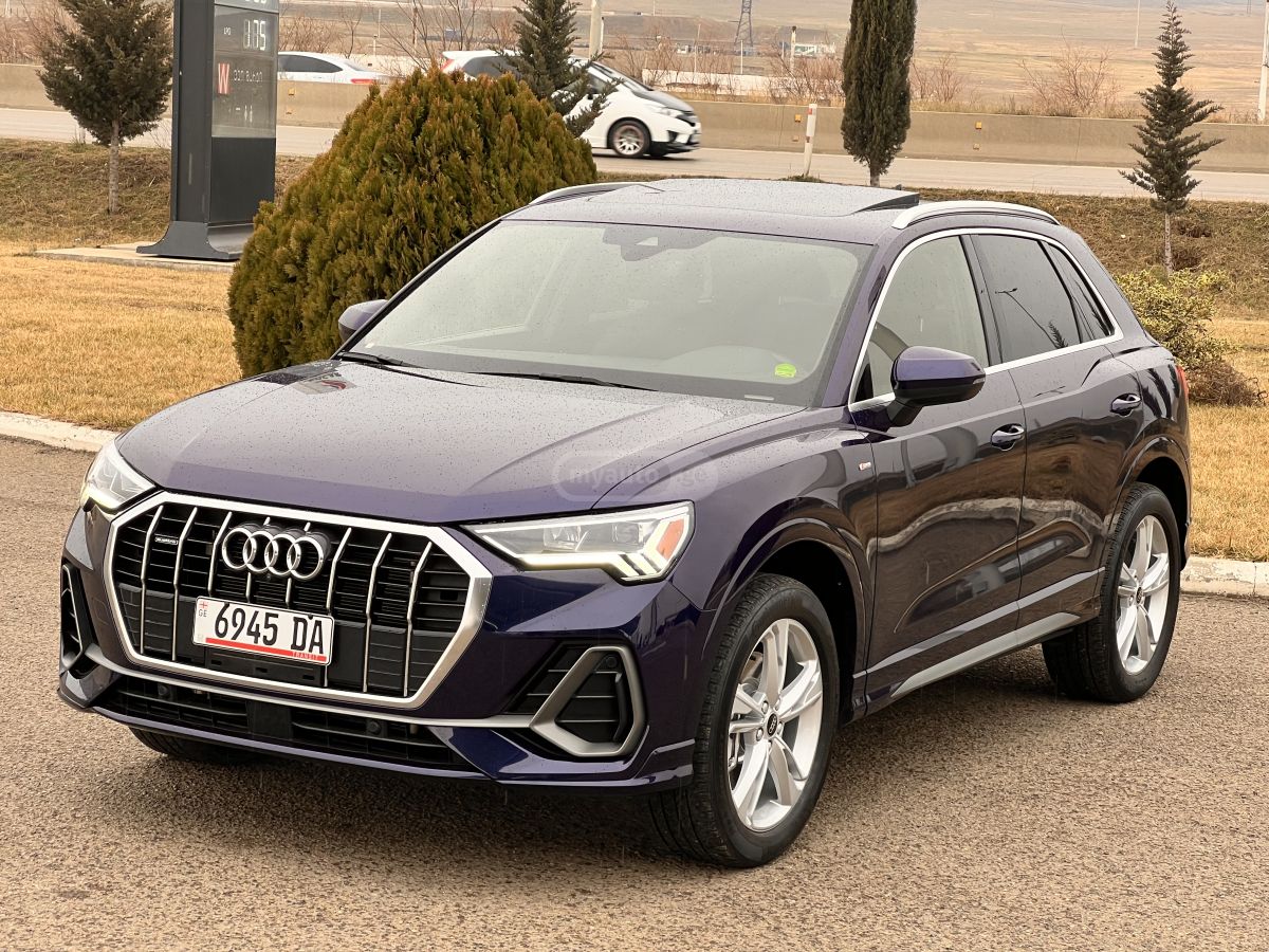 Audi Q3 - фото 3