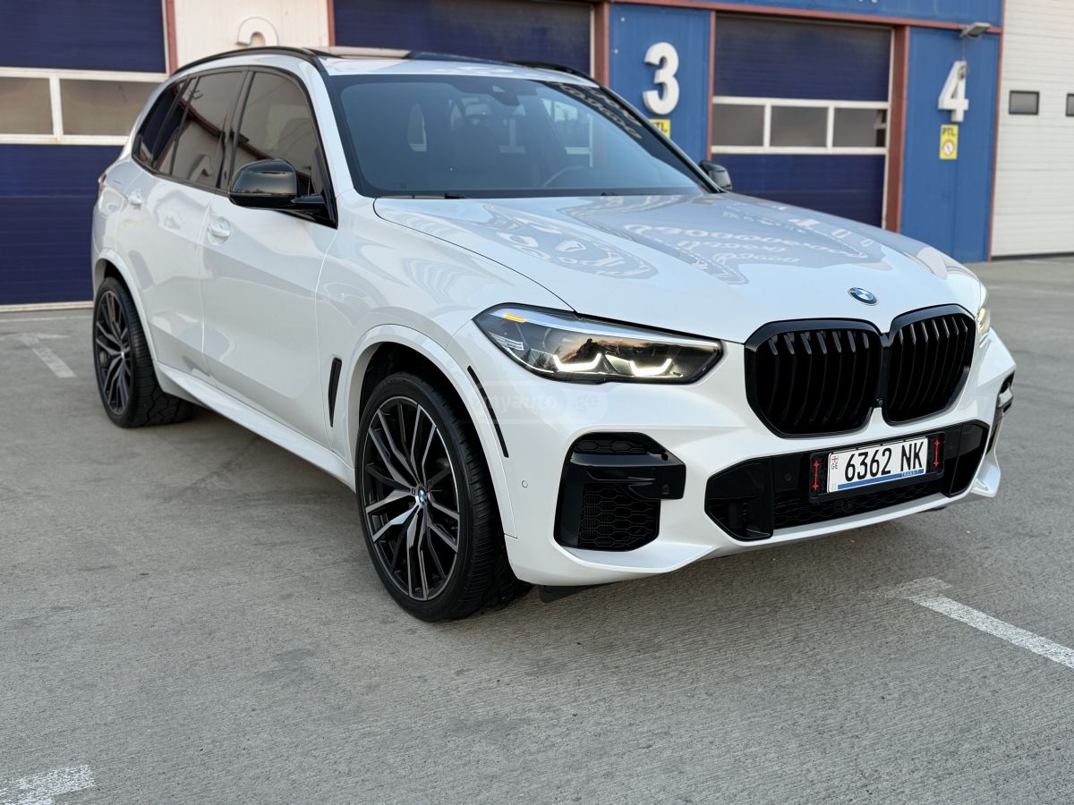 BMW X5 - фото 2