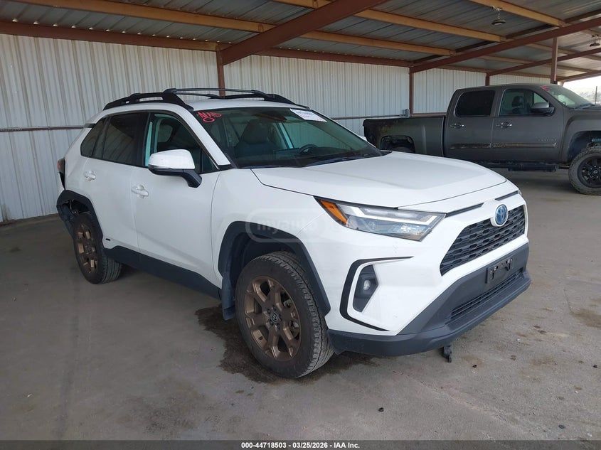 Toyota Rav 4 - фото 1