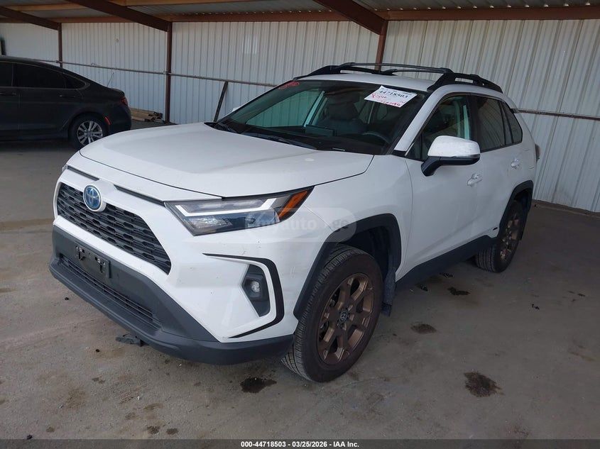 Toyota Rav 4 - фото 2