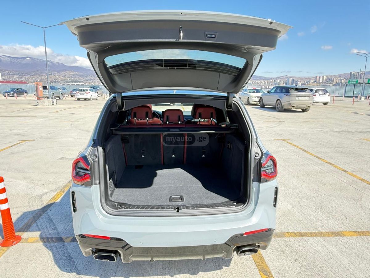 BMW M40i 4dr All Wheel Drive Sport — миниатюра 11