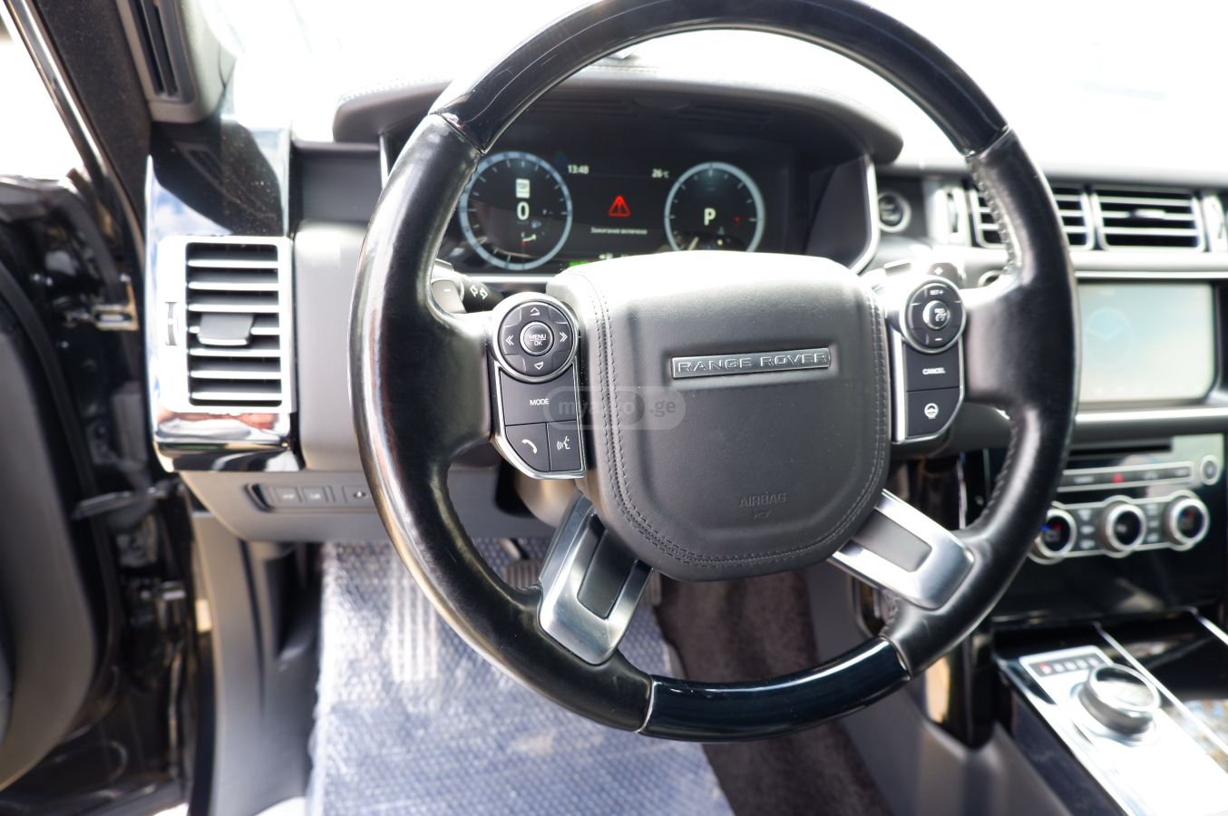 Land Rover Range Rover Vogue - фото 12