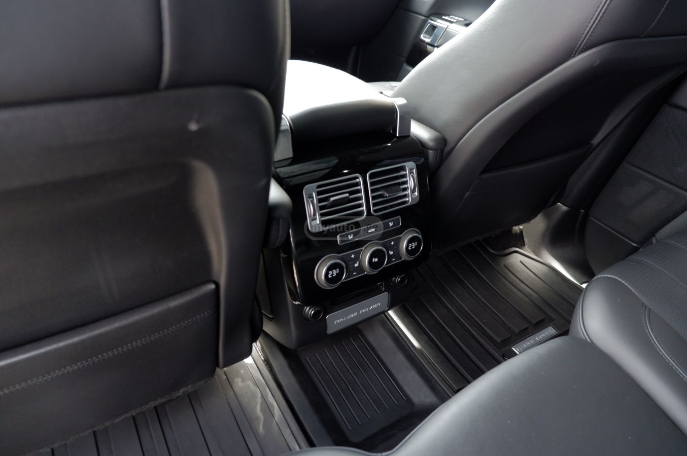 Land Rover Range Rover Vogue - фото 9